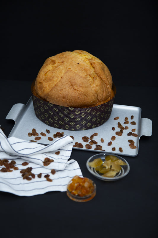 panettone classico con canditi e uvetta